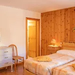 Posta Hotell Roana
